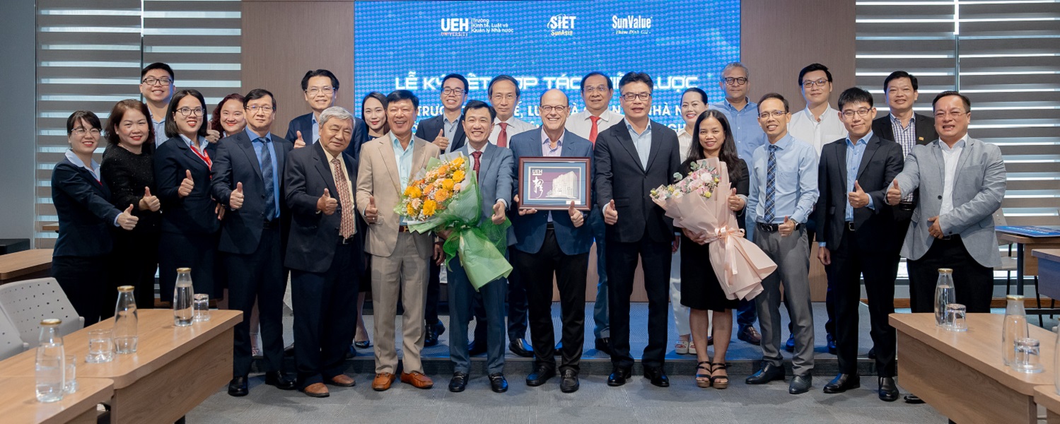 Cooperation Signing between UEH College of Economics, Law and Government and Sunvalue Appraisal Group Co., Ltd. & Institute of Economics and Technology
