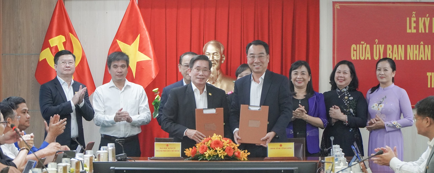 Signing Ceremony of the Cooperation Program Between the People’s Committee of Vinh Long Province and the University of Economics Ho Chi Minh City for the 2025-2030 Period