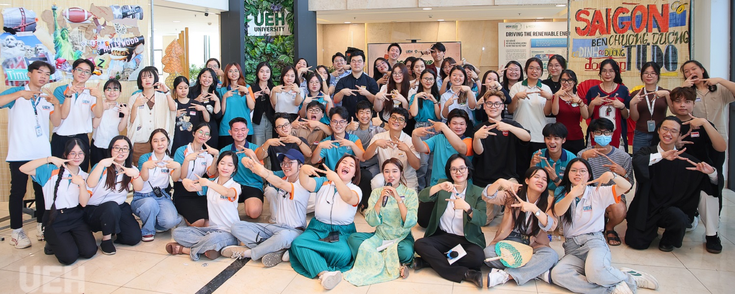 Experience and explore international communication at UEH English Zone - Nguyen Van Linh Campus
