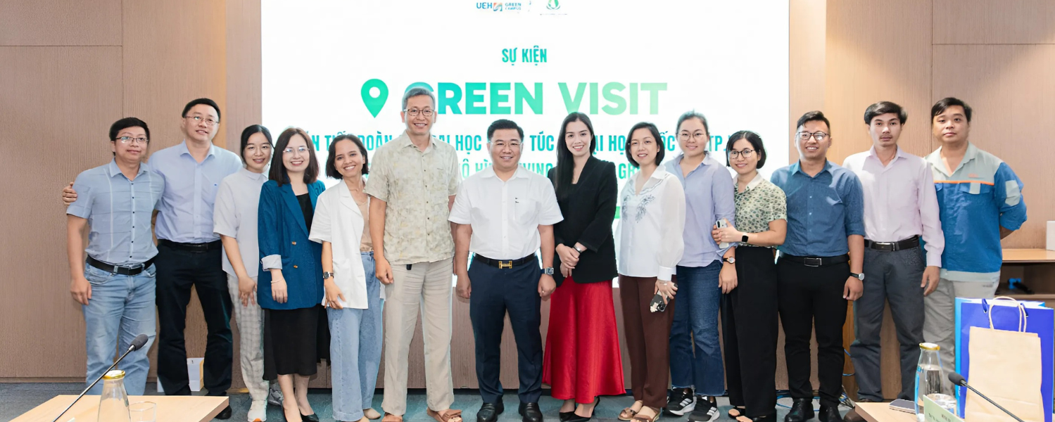Green Visit: Welcoming Delegations from Universities and the Management Board of VNU-HCM Dormitory Center to Explore the Living Lab Model and Learn About the UEH Green Campus Project