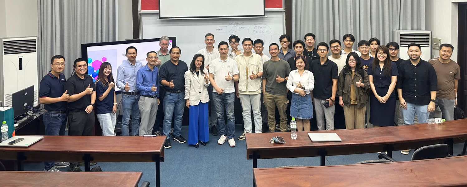UEH welcomed senior representatives from Bosch Digital for a visit and working session, opening up strategic collaboration opportunities between the university and this global enterprise