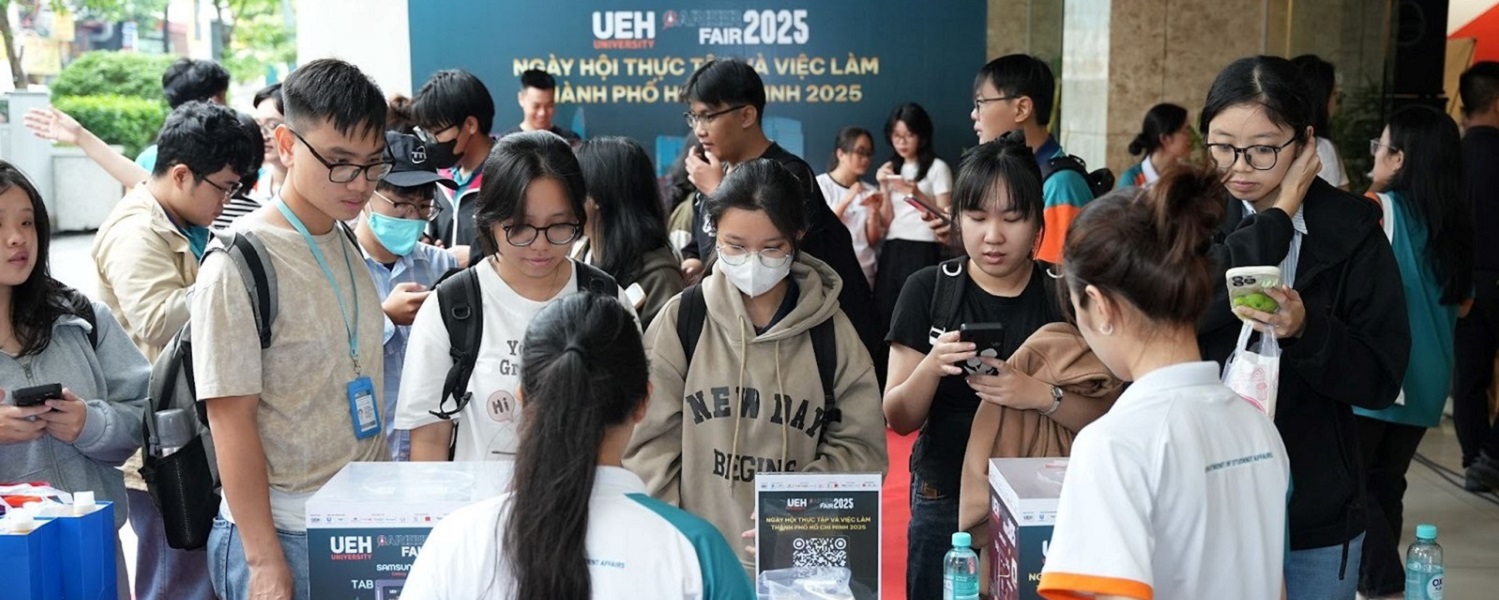 Ho Chi Minh City Internship and Job Fair – UEH Career Fair 2025, Phase 2: Offering Over 3,000 Job Opportunities & Crowning the Champion of the "Conquering Recruiters 2025" Competition