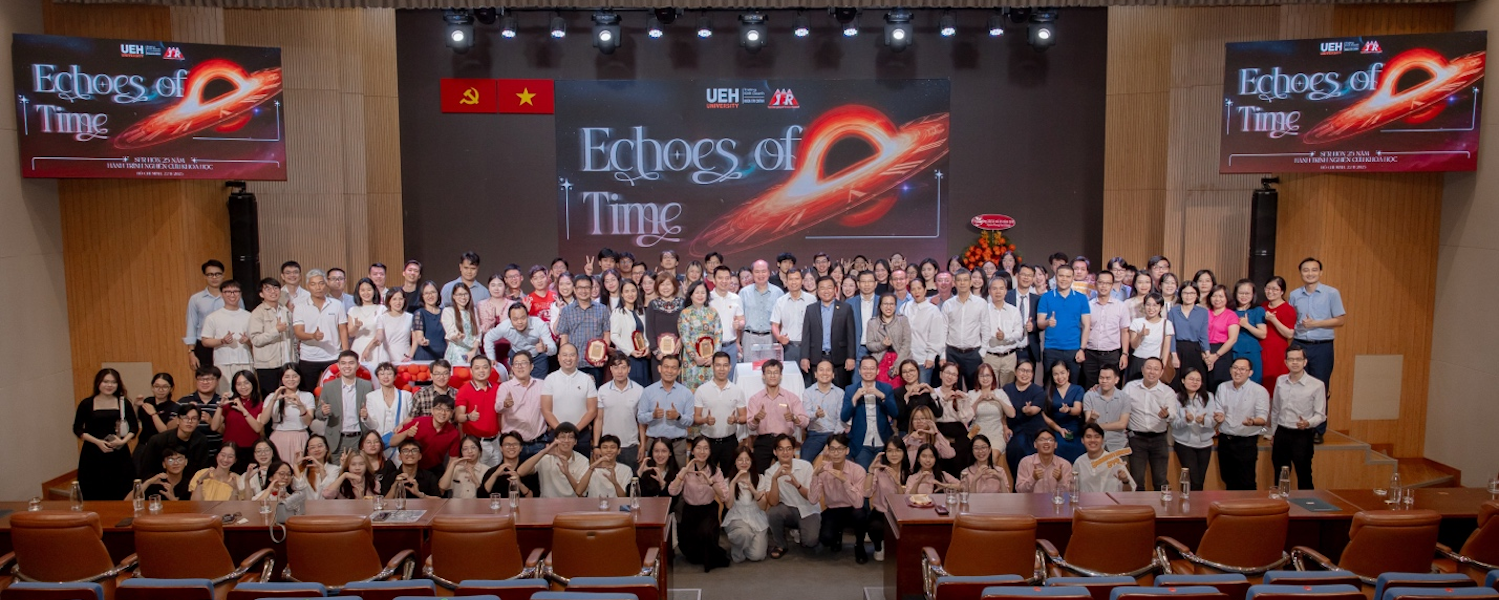 A 25+ years journey of student scientific research in Finance: Connection - Gratitude - Continuing the tradition
