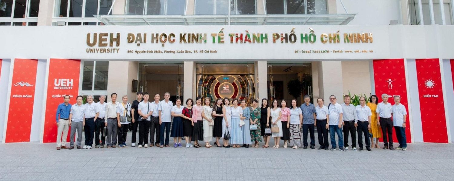 [UEH Alumni Reunion] The Planning Class of the 7th Cohort Reunites After Over Four Decades: Reconnecting with Youth, Reflecting on a Journey of Growing Alongside UEH
