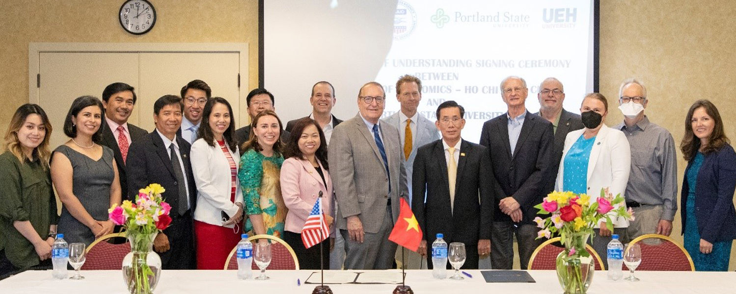 Signing ceremony of the Memorandum of Understanding between UEH and Portland State University