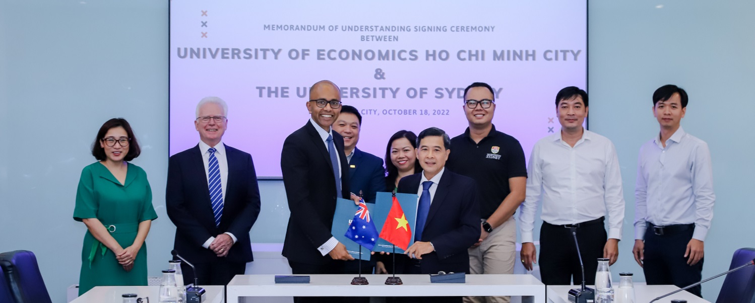 The Signing Ceremony Of Cooperation Between College of Business UEH (COB) And University Of Sydney Business School, Australia