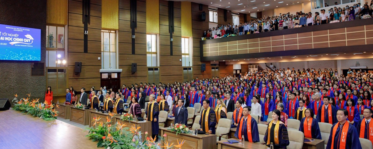 Nearly 3,000 UEH new Bachelors radiant on their Graduation Ceremony, ready to conquer a new journey

