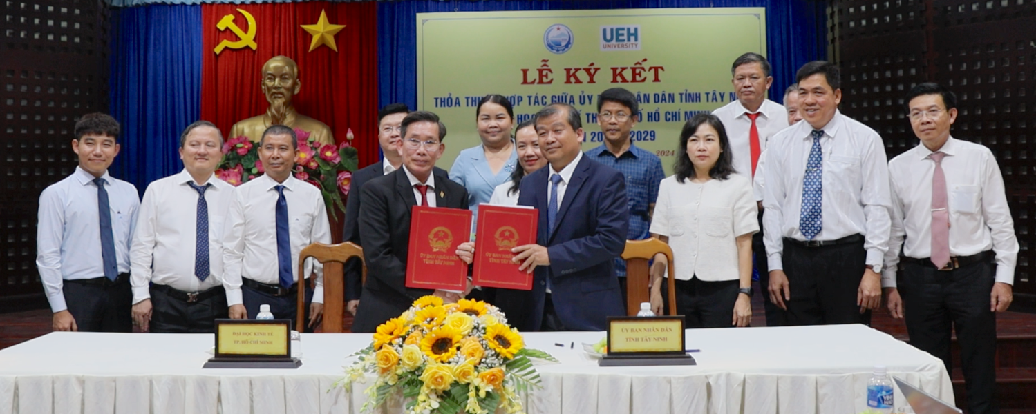 University of Economics Ho Chi Minh City and Tay Ninh Provincial People's Committee officially signed a Memorandum of Understanding

