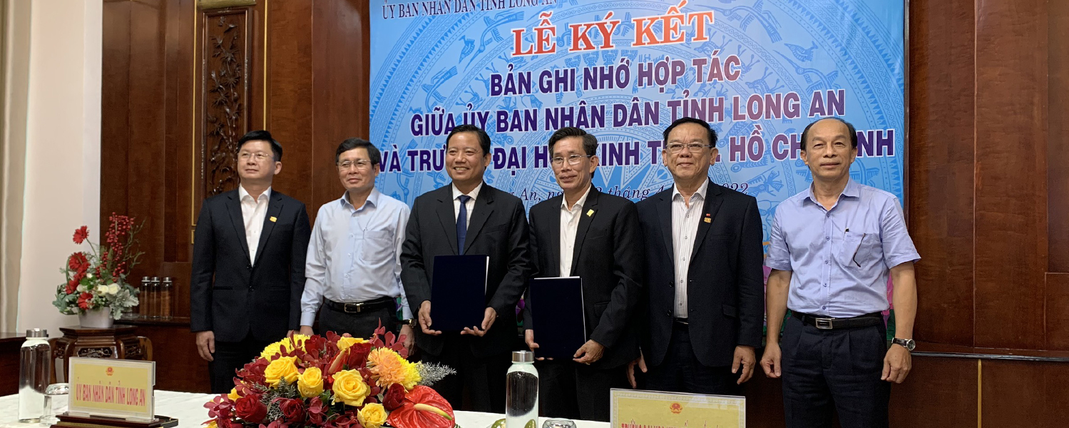 UEH and People’s Committee of Long An Province Signing a Memorandum of Agreement in the 2022 - 2025 Period