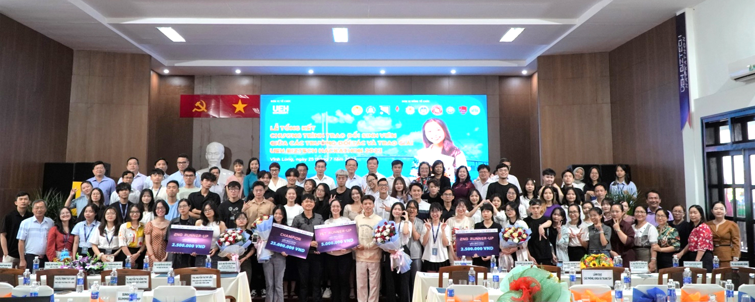 UEH held a Closing Ceremony of the Student Exchange Program of Economics Institutions “MEKONG SUMMER CAMP 2023” and awarded the program “UEH BIZTECH HACKATHON 2023”