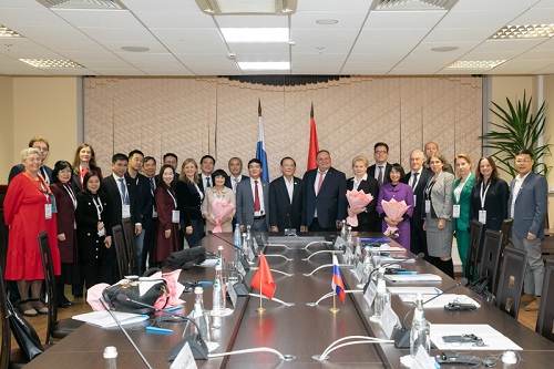 Russia - Vietnam Education Cooperation: UEH Attending the 2nd Meeting of the Association of Economic Universities of Russia and Vietnam, and Working with Top Economic Universities in Moscow
