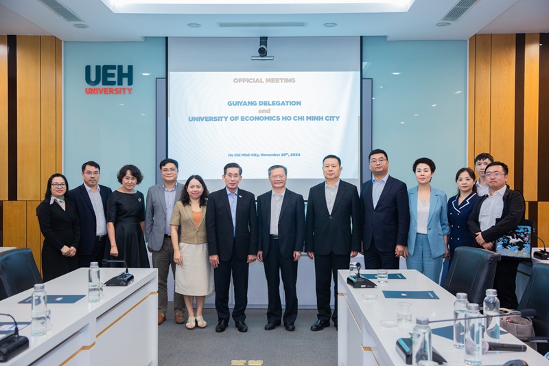 UEH Welcomes the Standing Committee of the Guizhou Provincial Party Committee and the Secretary of the Guiyang Municipal Party Committee, China
