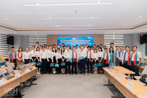 Working Session and Experience Exchange between University of Economics Ho Chi Minh City and University of Economics – Vietnam National University, Hanoi on Digital Transformation and Financial Management
