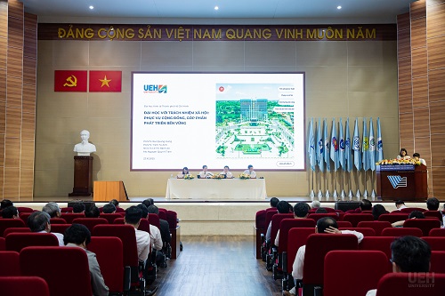 UEH Sustainability Board Representative Attends and Presents at a Scientific Conference on Modernizing Vietnamese Higher Education

