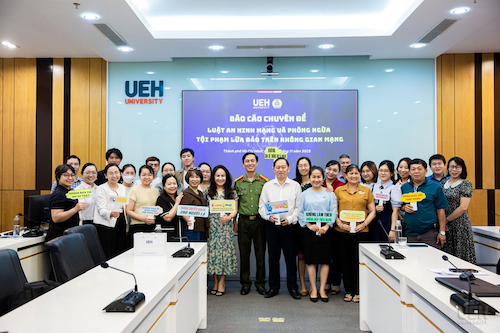 UEH Trade Union Organized Special Report on "The Law on Cybersecurity and Preventing Online Fraud"
