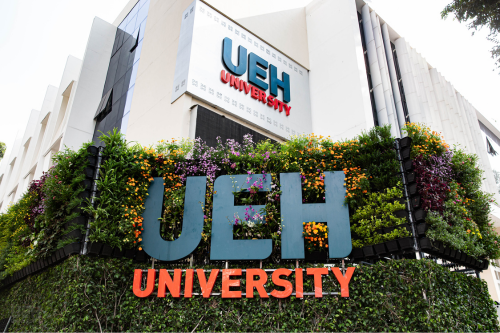 Từ nỗ lực bền bỉ đến diện mạo mới: UEH hướng tới đại học xanh thông minh chào mừng Xuân Bính Ngọ 2026 