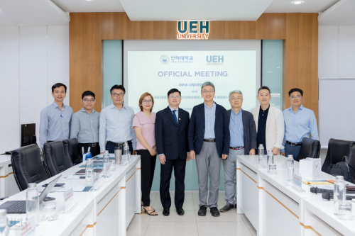 UEH and Inha University (South Korea) Sign Cooperation Agreement to Strengthen Training Quality and Research in Logistics and Supply Chain Management