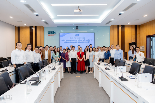 UEH Hosts Seminar “Training International-Standard Human Resources in Corporate Governance”
