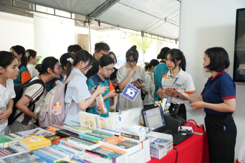 60 doanh nghiệp mang đến 5.000 việc làm tại ngày hội việc làm ĐH Kinh tế TPHCM