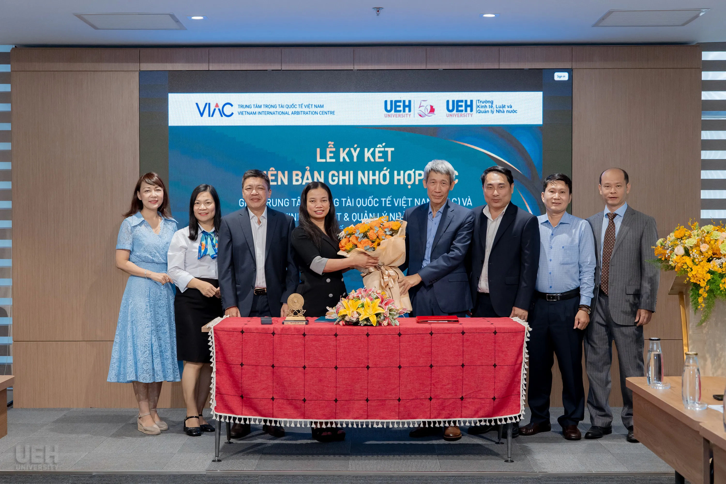 UEH Co-organizes Conference on Jurisdiction in Chain Disputes and Financial Dispute Practice