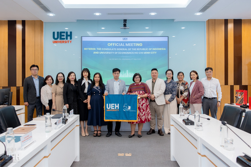 UEH honorably welcomes the Consulate General of the Republic of Indonesia, opening a new chapter in a comprehensive and strategic partnership