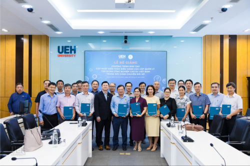 UEH Accompanies Vietnam Rubber Group in Enhancing Management Capacity in the Context of Digital Transformation 
