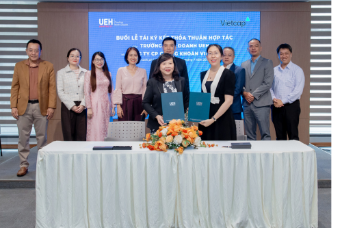 UEH College of Business and VietCap Renew Strategic Partnership to Expand Development Opportunities for Students