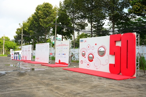 Looking Back at the UEH50 Milestones on the Heritage Run of UEH Half Marathon 2026