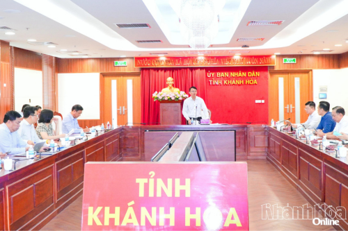 Tiếp tục triển khai hiệu quả các nội dung hợp tác giữa UBND tỉnh Khánh Hòa và Đại học Kinh tế Thành phố Hồ Chí Minh