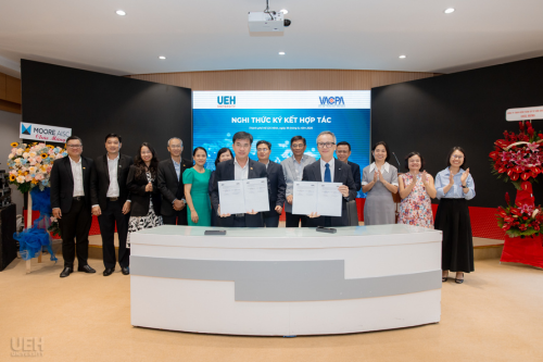 UEH and VACPA Sign Cooperation Agreement and Launch the Applied Graduate Program “Accounting Integrated with the National Professional Certification”
