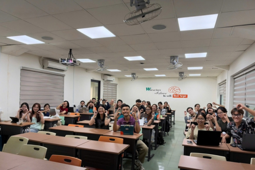 Lớp học Glocal tại UEH: Trải nghiệm thực hành CRM cùng chuyên gia Odoo